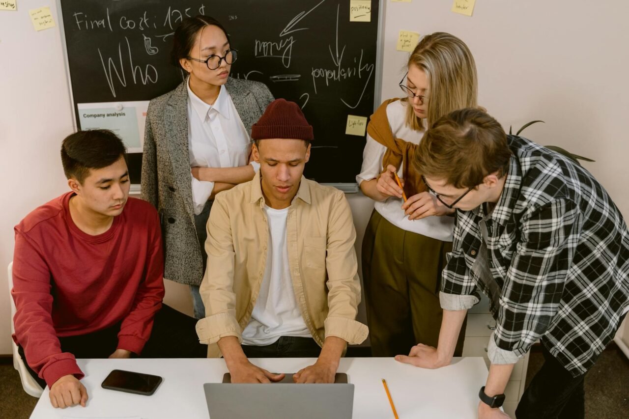Why B2B Service Businesses in Your Area Struggle With Cold Outreach — and the ICP Problem Nobody Fixes