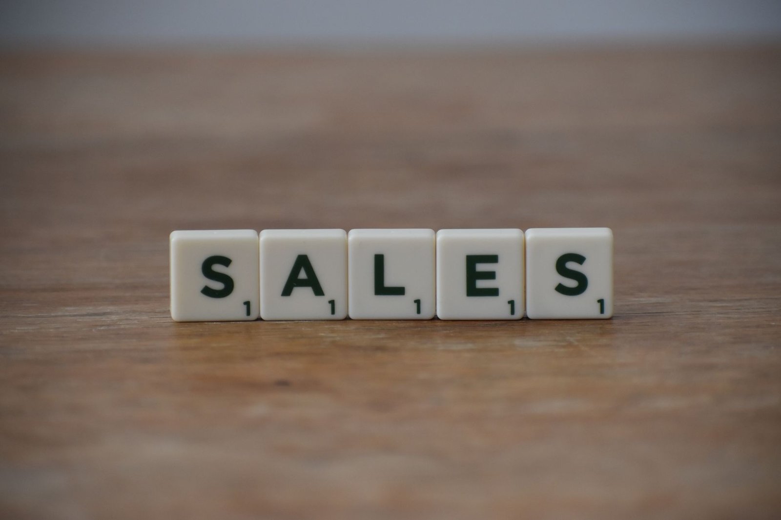 A B2B Sales Manager Asked: 'How Do You Handle Negative Replies Without Burning the Relationship?' — Answered