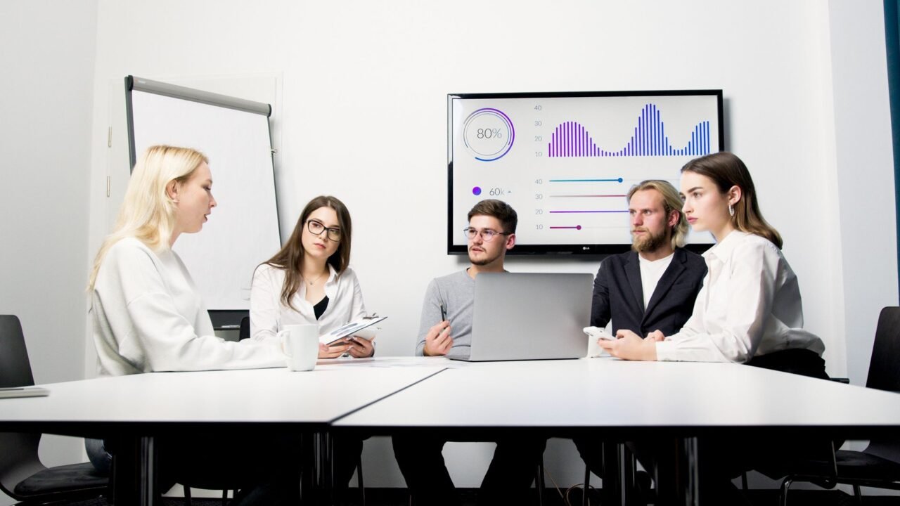 HubSpot vs Outreach vs Smartlead: Which Platform Best Manages Cold Email Replies and Meeting Bookings for Canadian Sales Teams